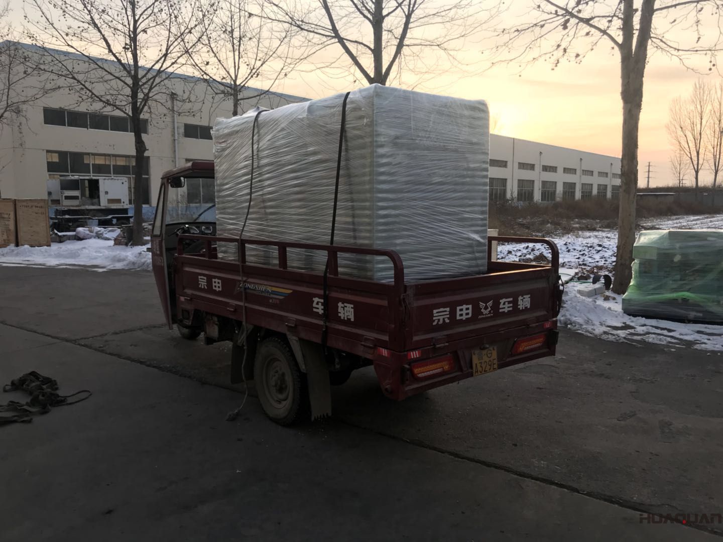   華全動力75kw柴油發(fā)電機(jī)組于1月24日發(fā)往江蘇