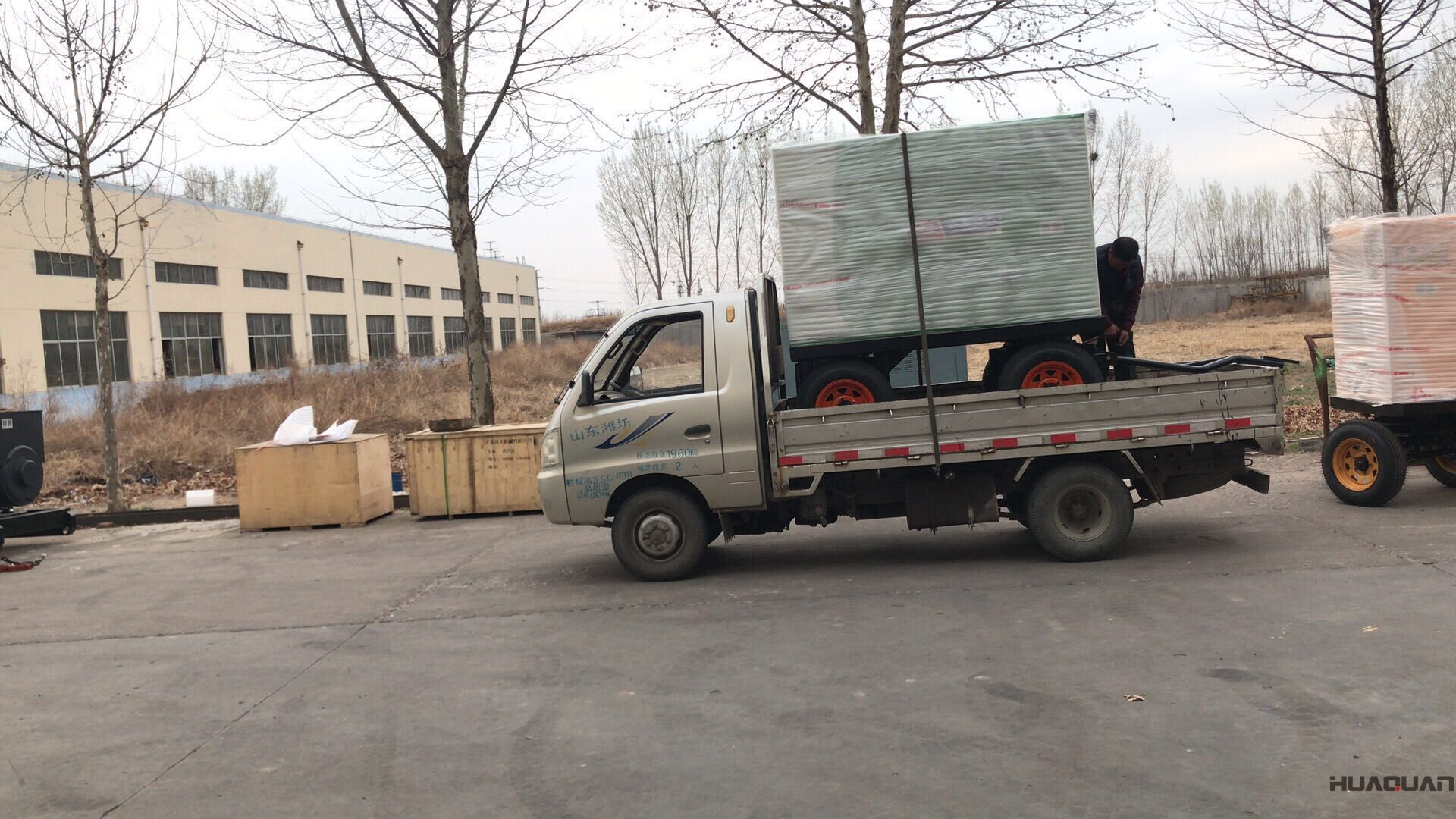 2018年4月9日華全動力120kw立柜自動化柴油發電機組發貨了