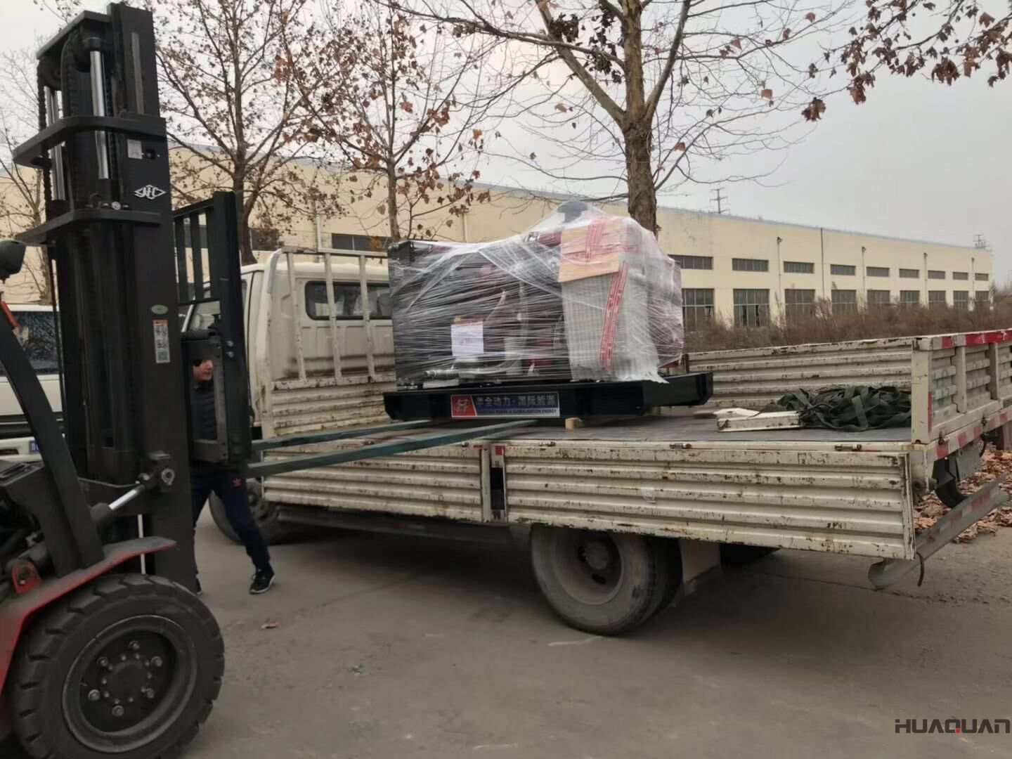 11月28日，一臺50kw標配柴油發電機組從華全動力順利發往山東省