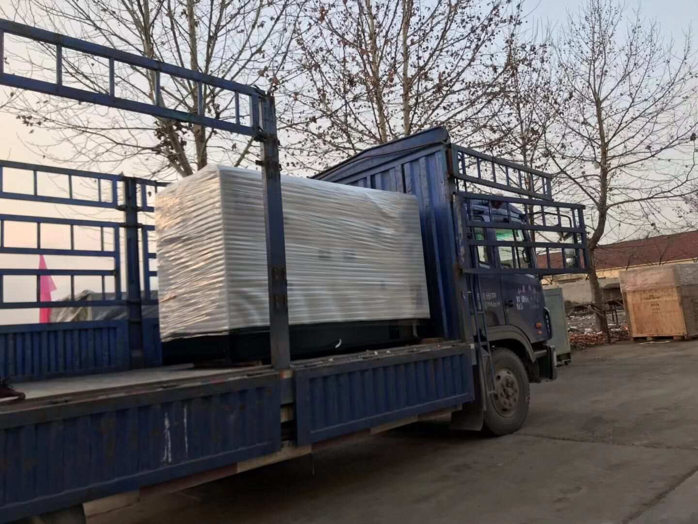 河北省邵先生從華全動(dòng)力訂購的120kw靜音箱柴油發(fā)電機(jī)組于12月27日成功發(fā)往目的地