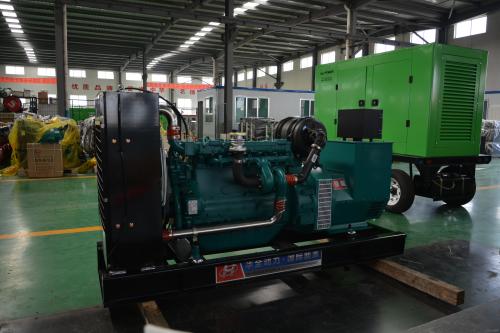 一臺20kw標(biāo)配柴油發(fā)電機(jī)組于4月2日從華全動力發(fā)往山東省